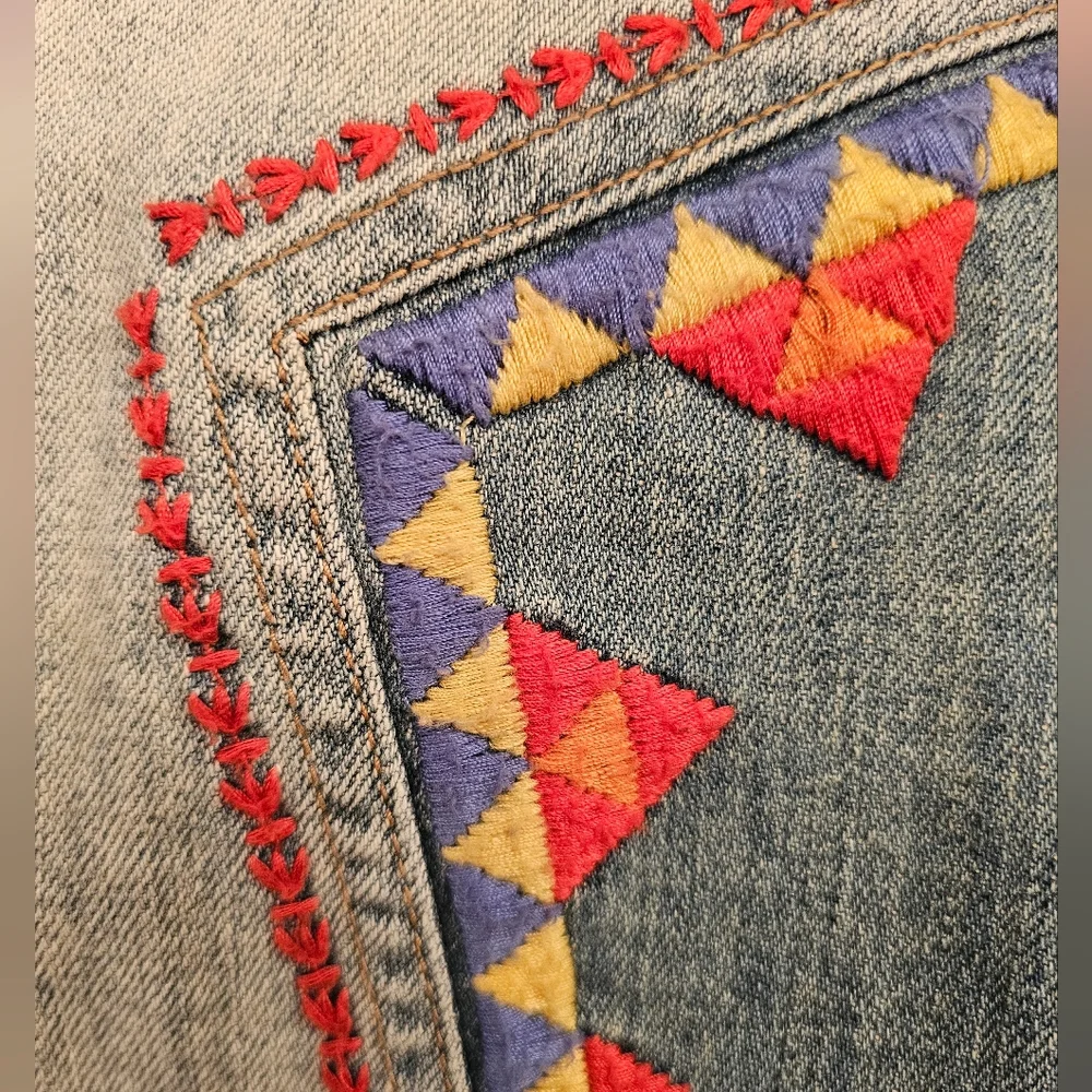 Free People Embroidered Mini Denim Skirt Size 4 - Picture 5 of 5